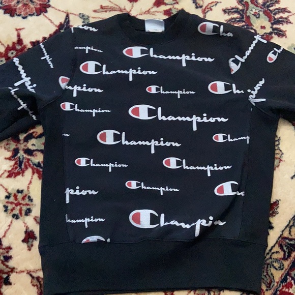 Champion Sweat Shirt - Picture 4 of 4